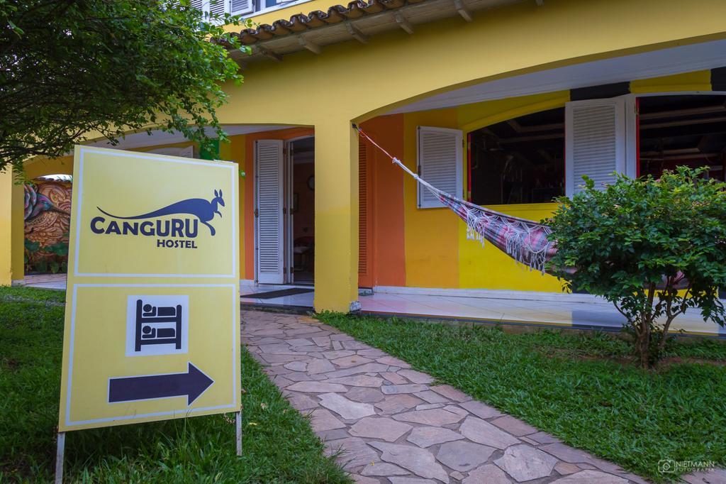 Canguru Hostel Araquari Exterior photo